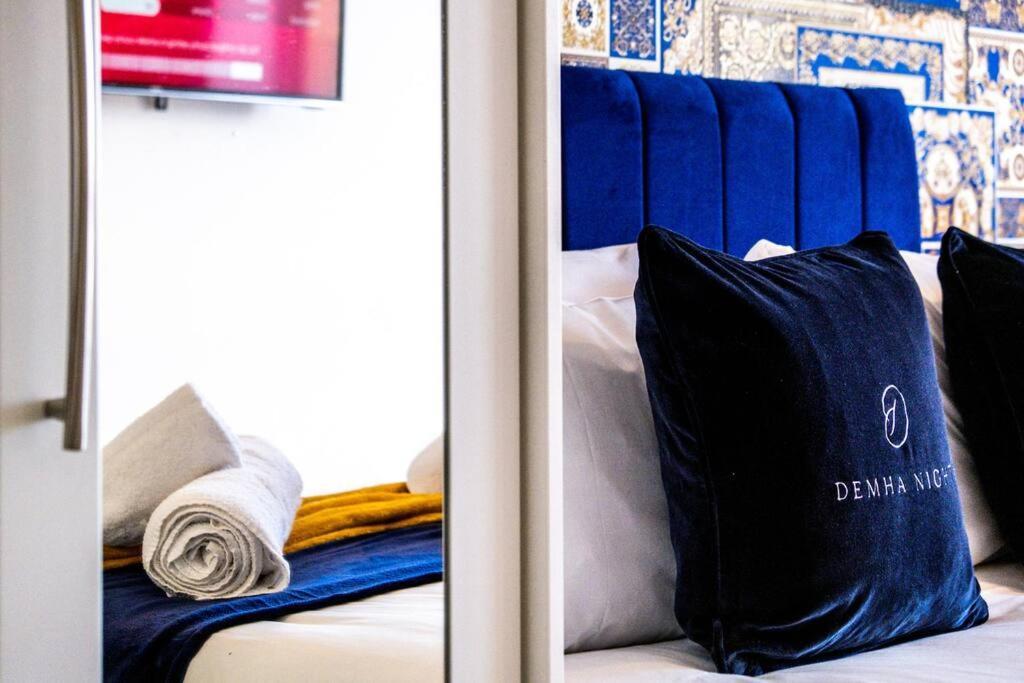 The Versace Suite With 4 Beds And Secure Free Parking Birmingham Exterior foto