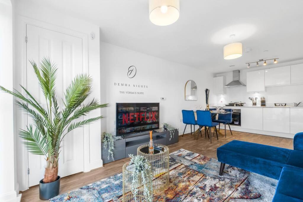The Versace Suite With 4 Beds And Secure Free Parking Birmingham Exterior foto