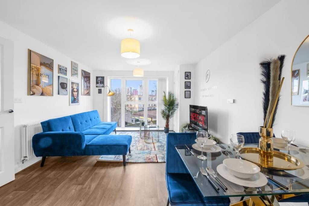 The Versace Suite With 4 Beds And Secure Free Parking Birmingham Exterior foto